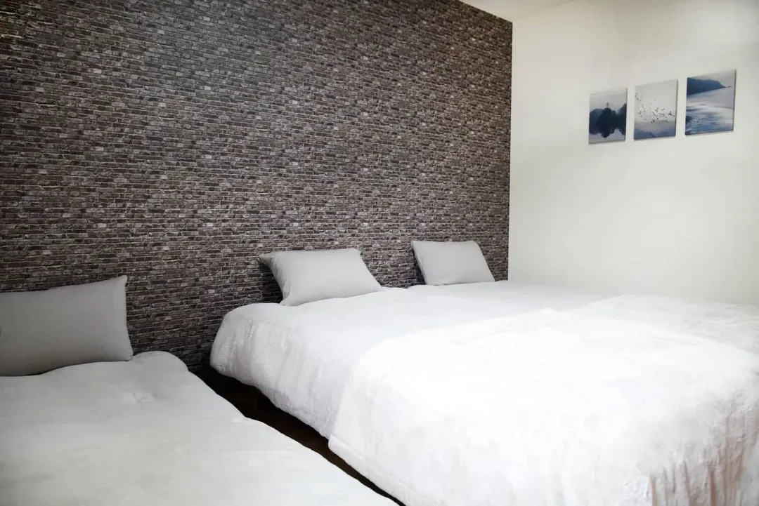 Y-IMAZATO Inn