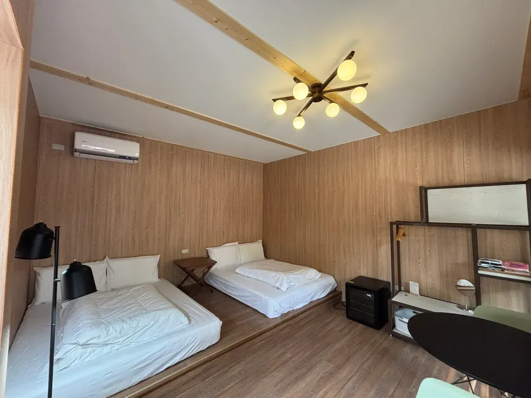 Moye Caravan