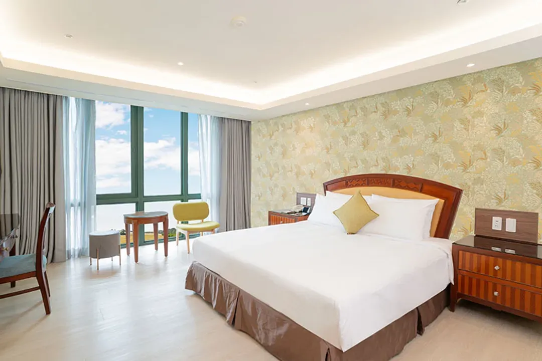 Naruwan Hotel