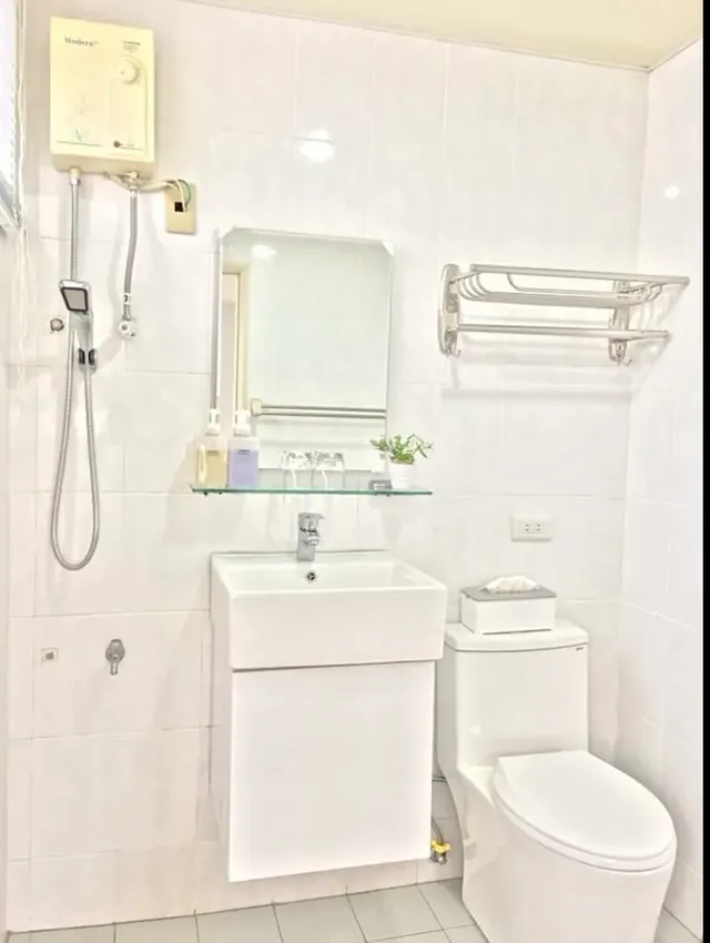 Traveller Apartment-minimalism suite-7