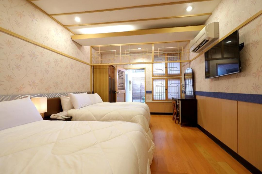 포에닉스 파빌리온 핫 스프링 호텔 Phoenix Pavilion Hot-Spring Hotel