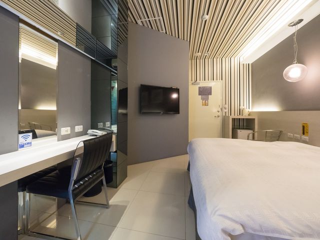 Apato Cityhome Hostel-Stylish double room-2
