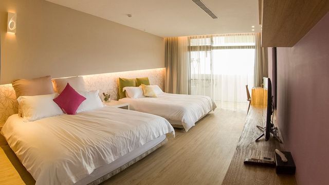 WStar-Jie Minai Quadruple Room-6