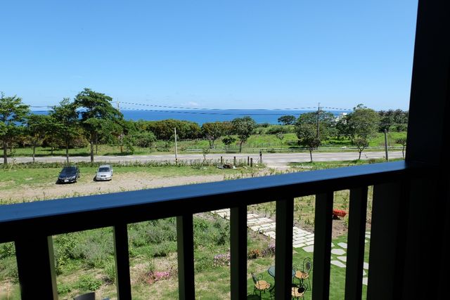 Moonlit Seaview Homestay-Ocean view room l Sunshine Lounge Bar Double Suite-5