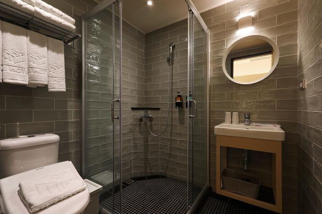 MINI HOTELS  -  台中火車站館-大大四人房-4