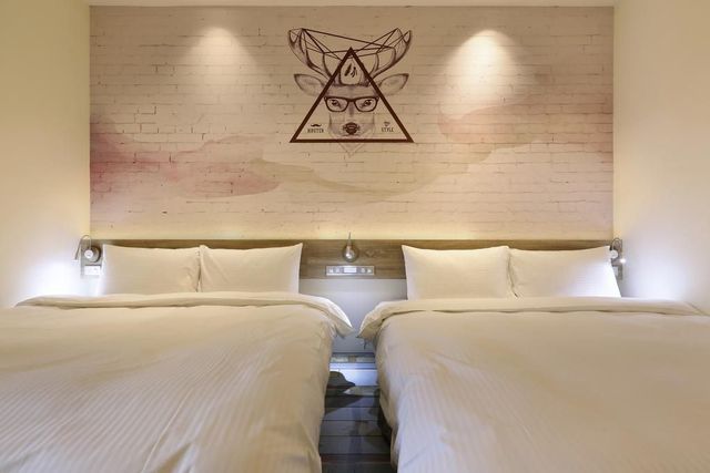 MINI HOTELS  -  台中火車站館-大大四人房-3