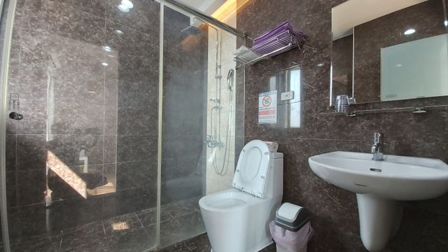 Super affordable B&B Style Pavilion-Peek cat double room-11
