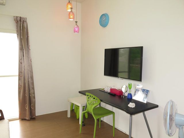 Super affordable B&B Style Pavilion-Laughing double room-7