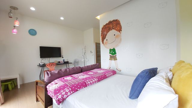 Super affordable B&B Style Pavilion-Laughing double room-2