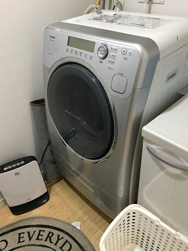 2F washroom