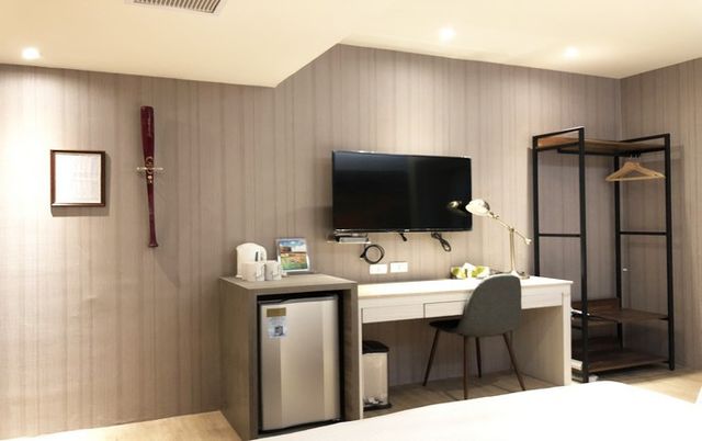 樂逸文旅 - 六合夜市棒球館-全壘打客房｜兩大床-3