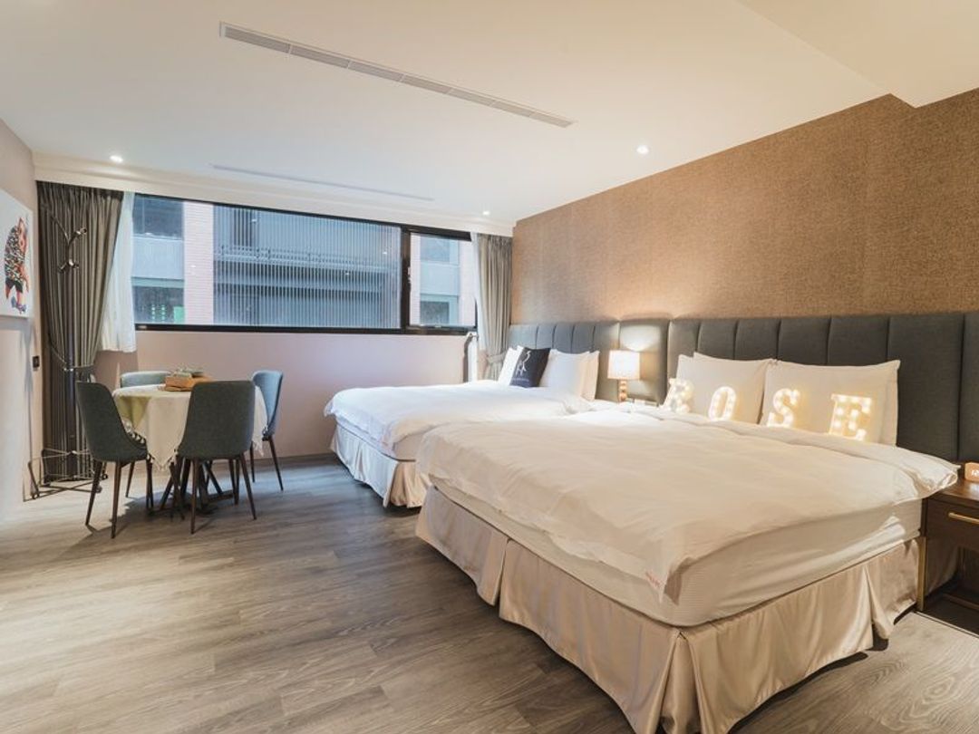 Rose Hotel | Xinsheng