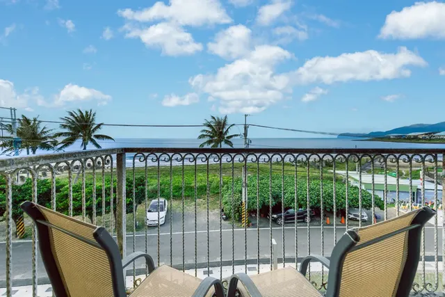 Southern France-Deluxe Double Room with Balcony and Sea View_203.303-13