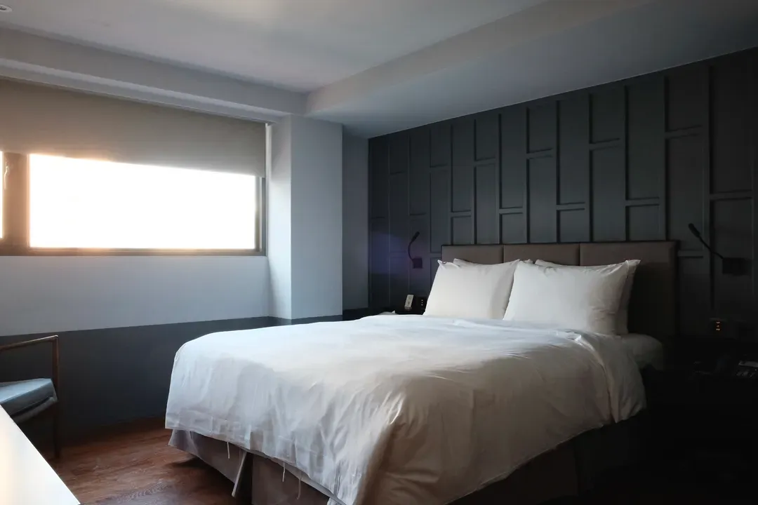 RedDot Hotel