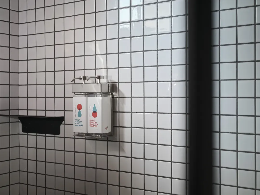 RedDot Hotel