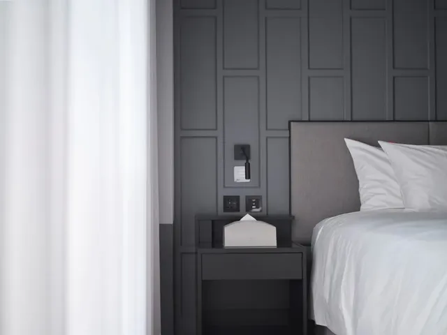 레드닷 호텔 (RedDot Hotel)-DELUXE DOUBLE ROOM (with bathtub) - Breakfast included-4
