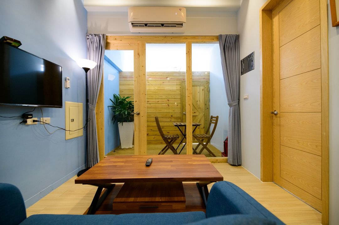 Summer Sea Hostel