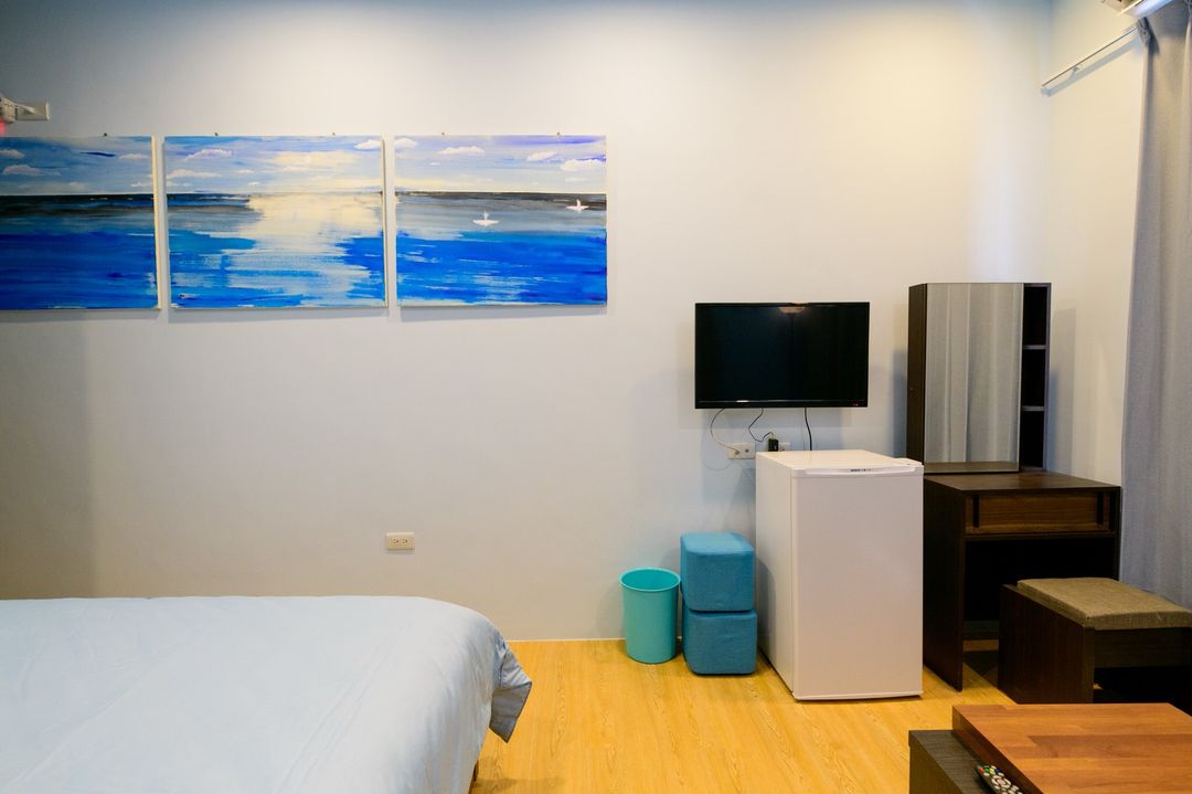 Summer Sea Hostel