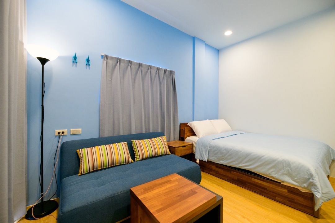 Summer Sea Hostel