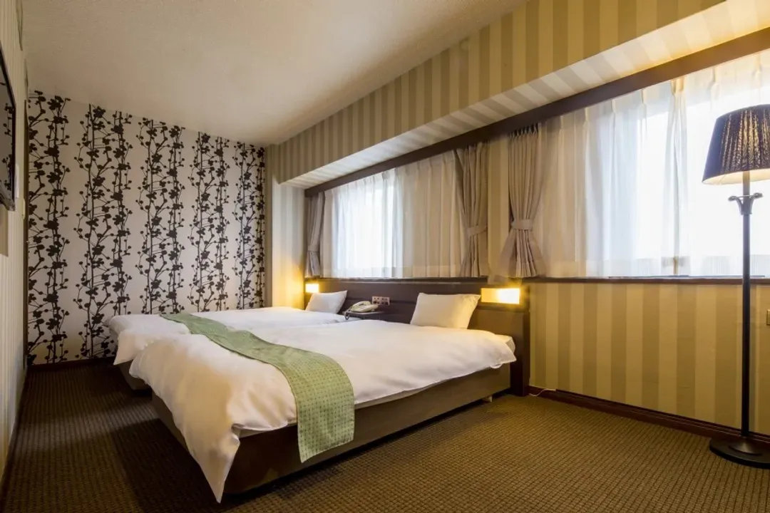 New Osaka Hotel