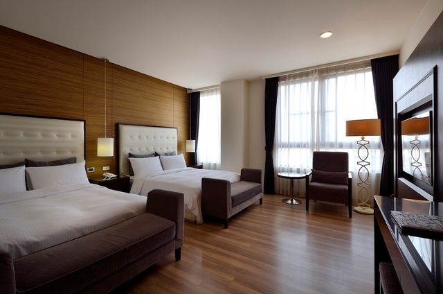 Hotel Modern Puli-Classic Quadruple Room-1