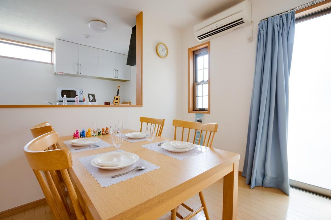 감각적인 인테리어 공항까지 다이렉트! 이즈미사노역 300M!