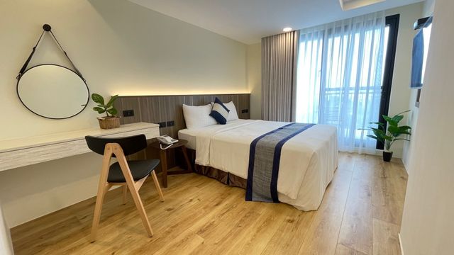 海的墾丁旅店 (Ocean KT Inn)-高級街景雙人房－附陽台-3