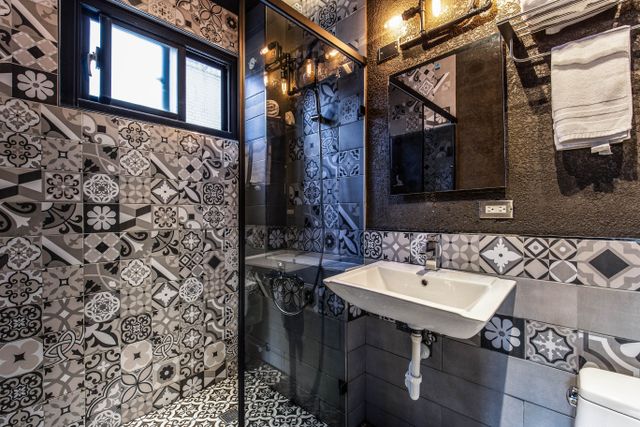 Bellus Inn｜老屋空間再造、設計旅店-工業風房型-7
