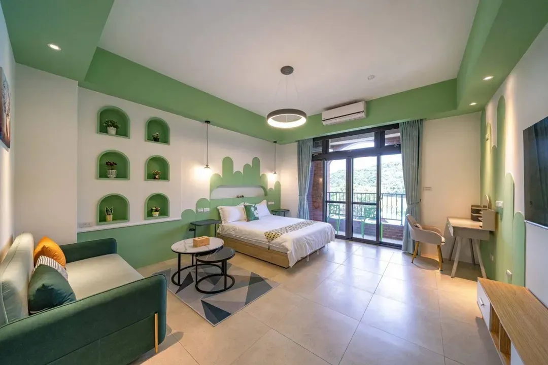 Xiusenshan Bed and Breakfast