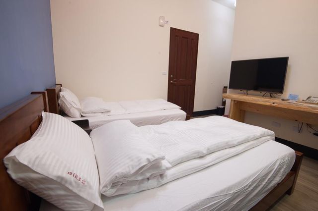 PlaceOfHeart-2 Single Beds Room-1