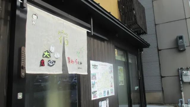 玄関。周辺マップが人気