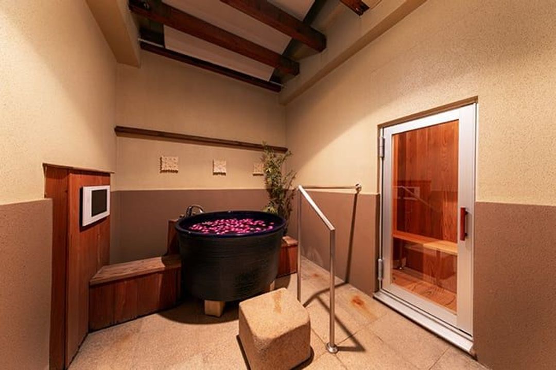 Hotel & Spa Lotus