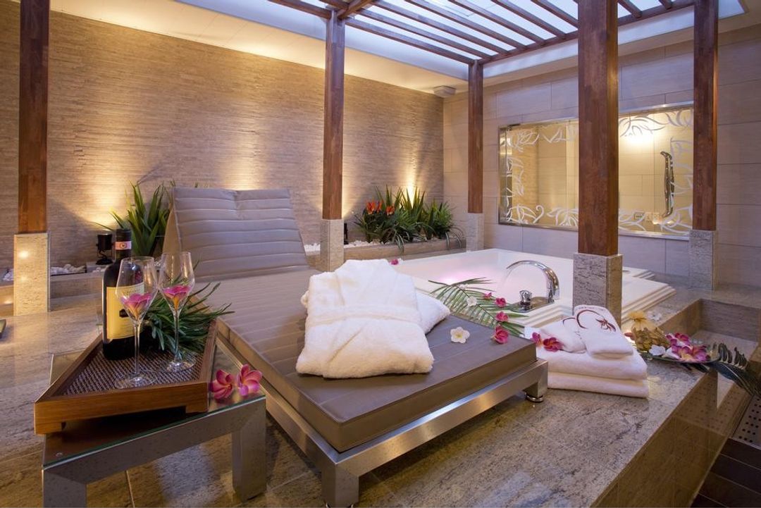 호텔 앤드 스파 로터스 모던 (Hotel and Spa Lotus Modern) (adult only)