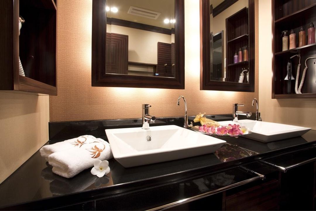 호텔 앤드 스파 로터스 모던 (Hotel and Spa Lotus Modern) (adult only)