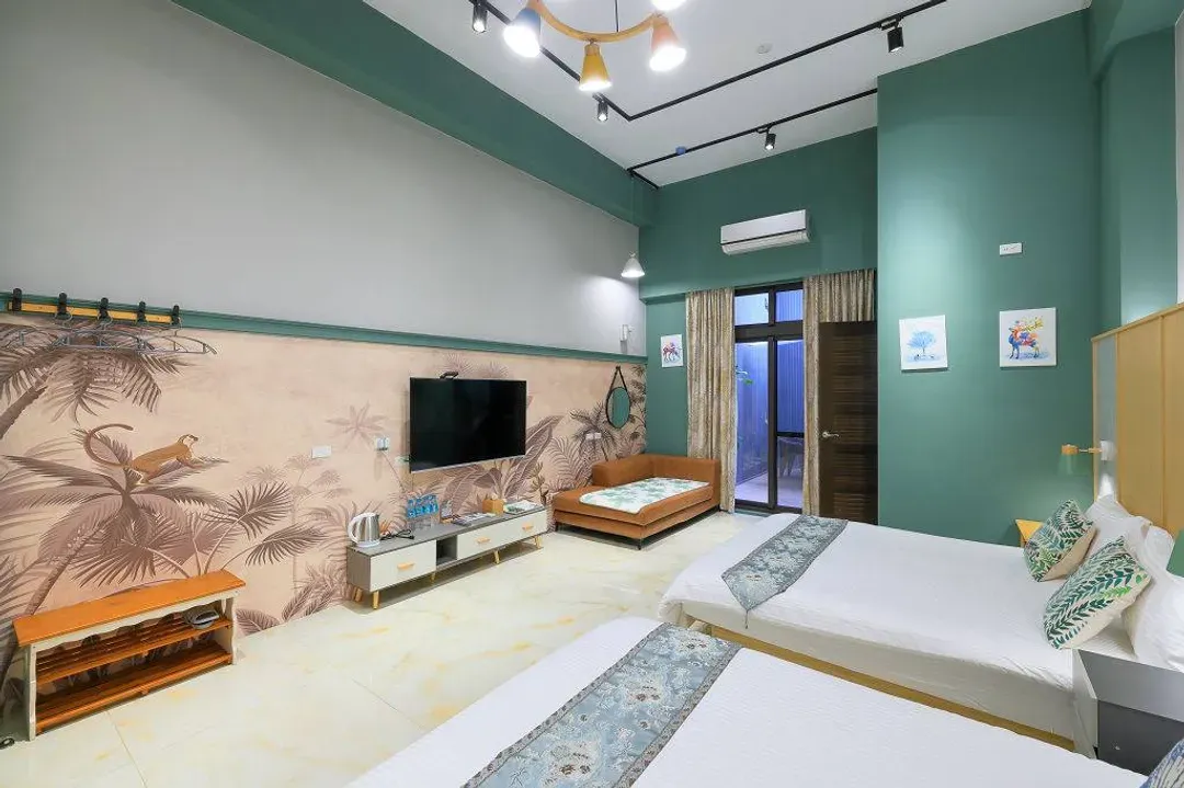 Xiusenshan Bed and Breakfast