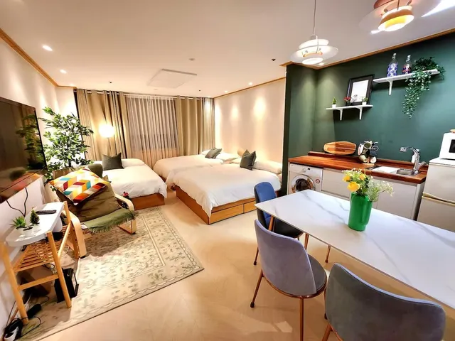 Yoon house II-[NEW OPEN] Hongdae sub&Netflix&Wifi M에서 1sec-1