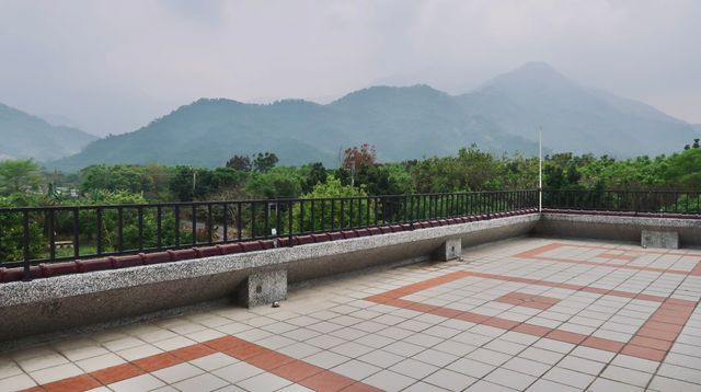 屏東幸福莊園民宿 | 免費停車、美味早餐-八人雙衛通舖套房-5