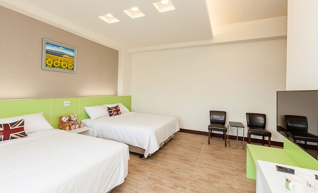 Pandara Bed and Breakfast-Quadruple Room (do not pick a room)-5