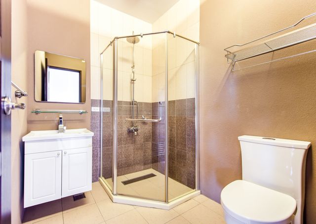 Miinnon Village Bed and Breakfast-Deluxe Family Room-10