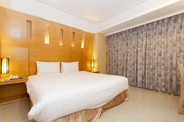 SLV Hotel Group-SLV Business Hotel-Deluxe Family Room-2