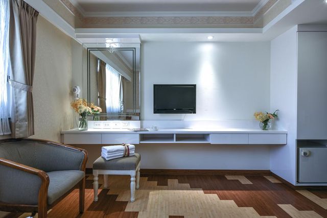 에버 럭 호텔 (Ever Luck Hotel)-Elegant triple room. No living room-2