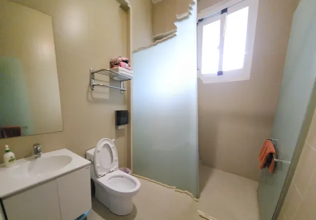 鐵道小屋民宿-小木屋四人房-5