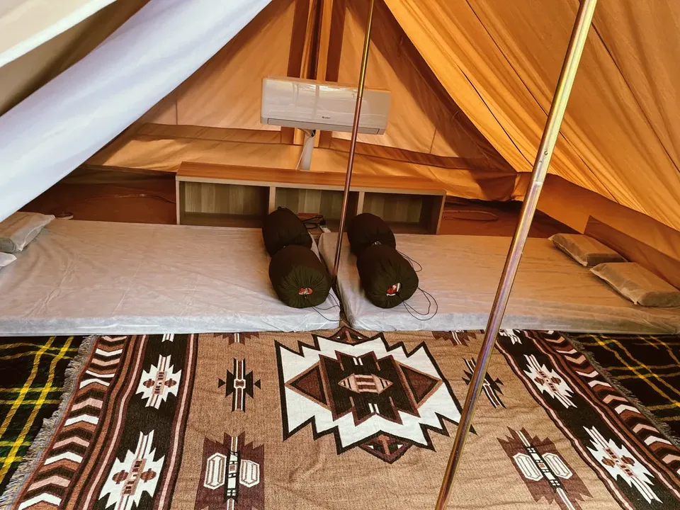 宜蘭露營,東風綠活,【懶人露營】小山屋＋專屬天幕｜一組二帳｜ 有冷暖空調