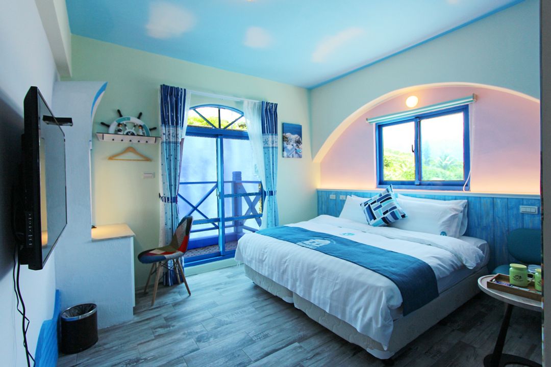 화이트 메디테리언 호스텔 (White Mediterranean Hostel)