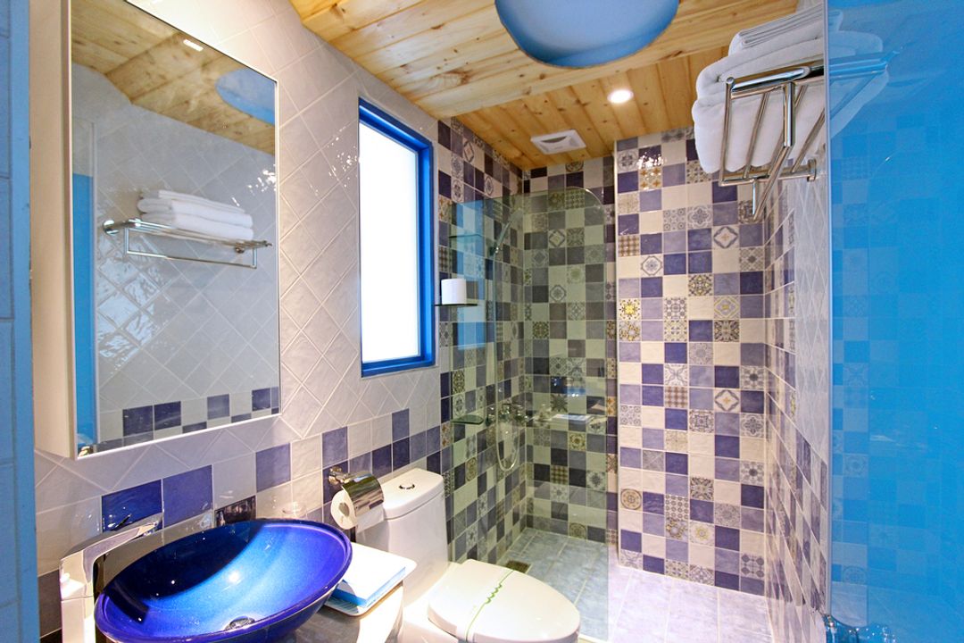 화이트 메디테리언 호스텔 (White Mediterranean Hostel)