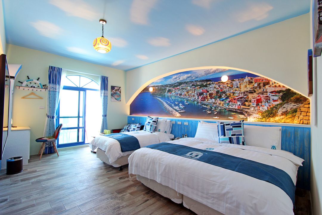 화이트 메디테리언 호스텔 (White Mediterranean Hostel)