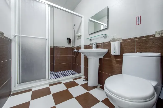 Sakura B&B-Deluxe Quadruple Room with Balcony-7