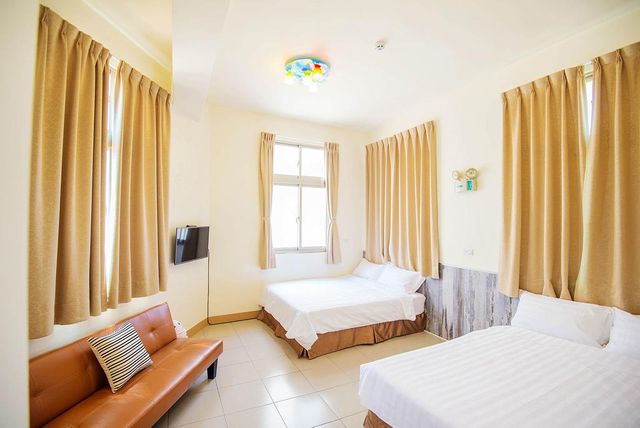Happy Homestay-Classic quadruple room-2