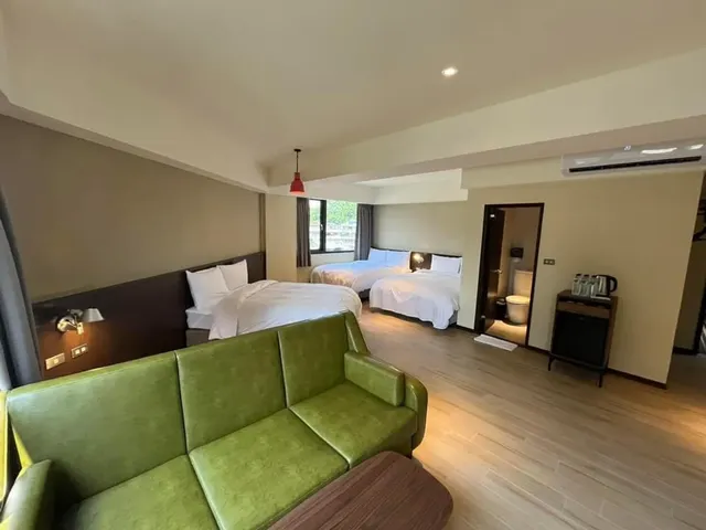 Just Live Inn -New Dahua-Six-person room-3