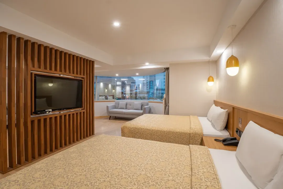 Hamilton Hotel
